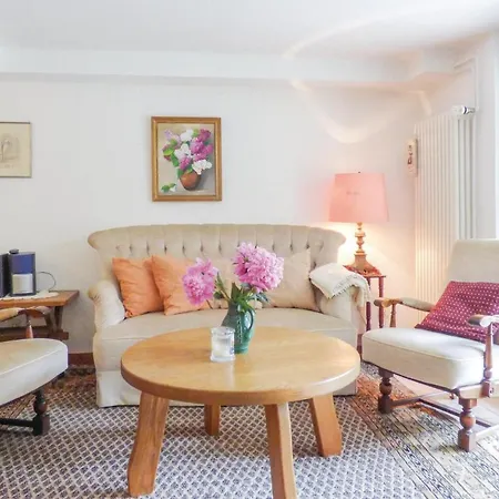 Apartment Awesome In With Wifi Nusbaum