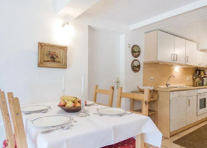 Apartamento Awesome In With Wifi